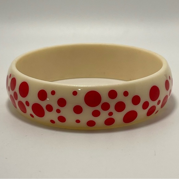 American Vintage Jewelry - Vintage Mod Red and White Polka Dot Bangle Bracelet